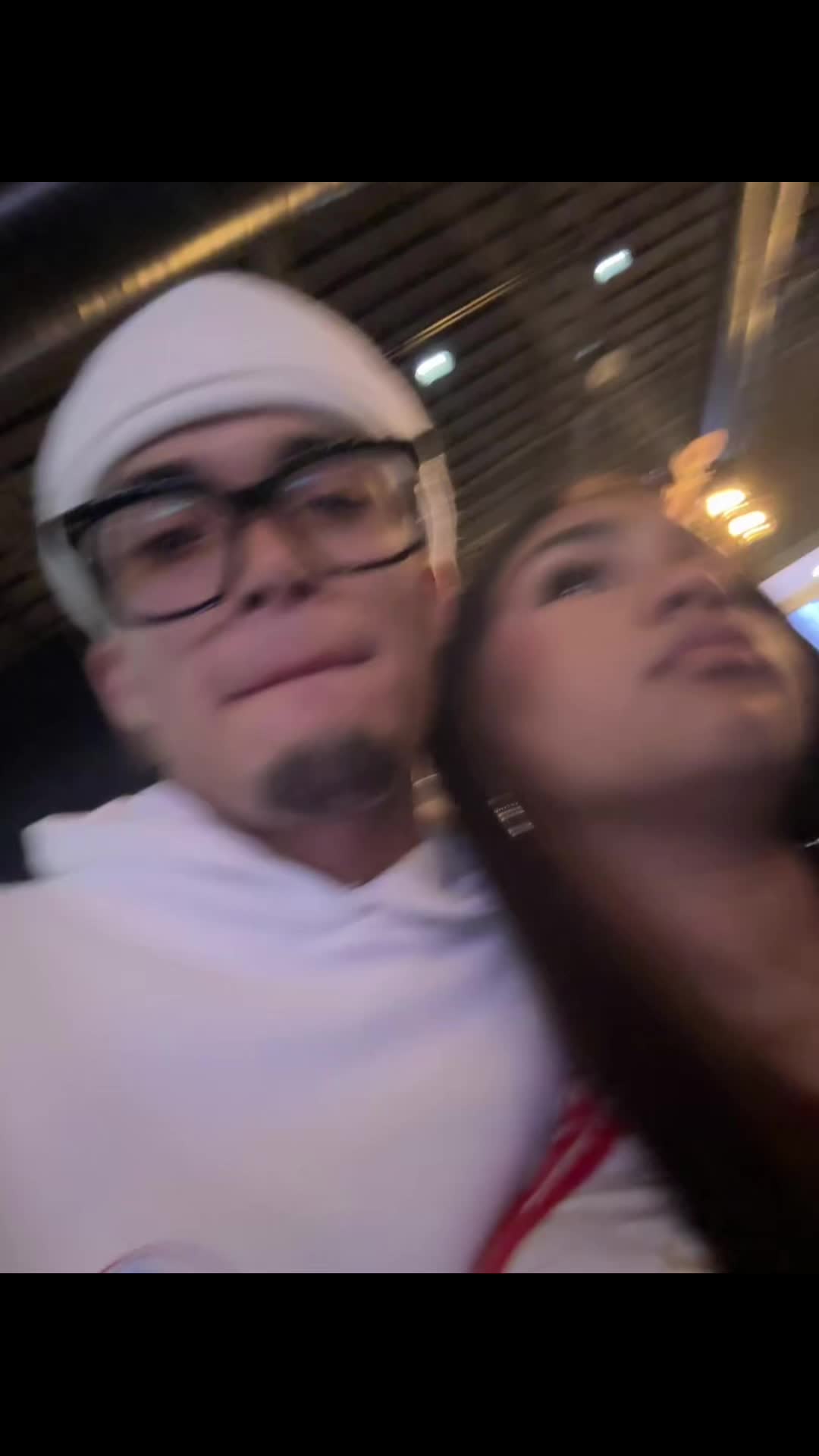 @F♛