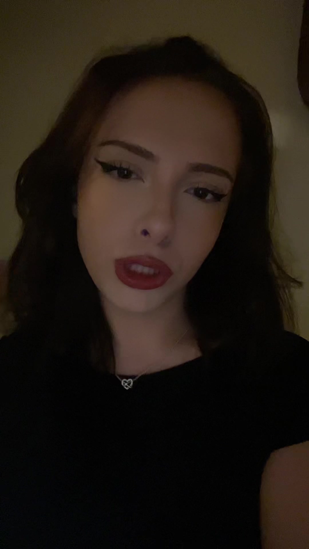 @1miruna