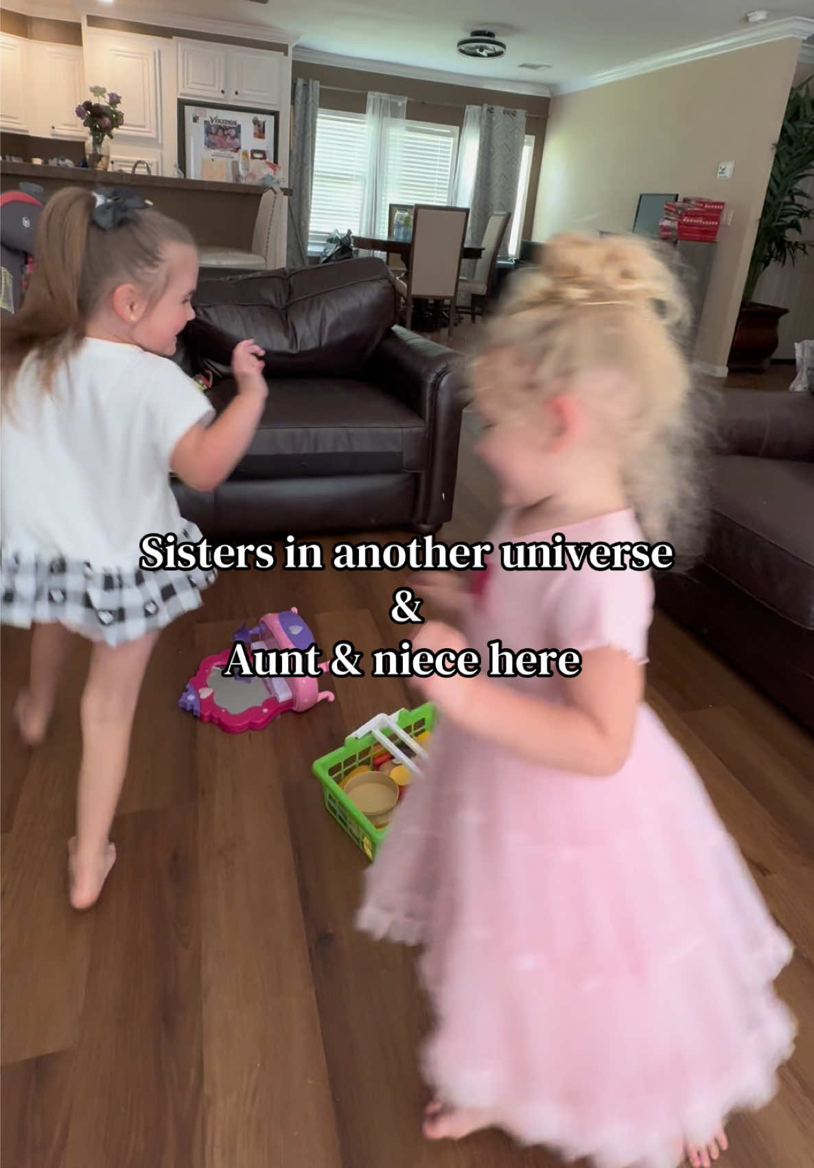 @Justine || Girl mom || ๐ค๐ชฝ