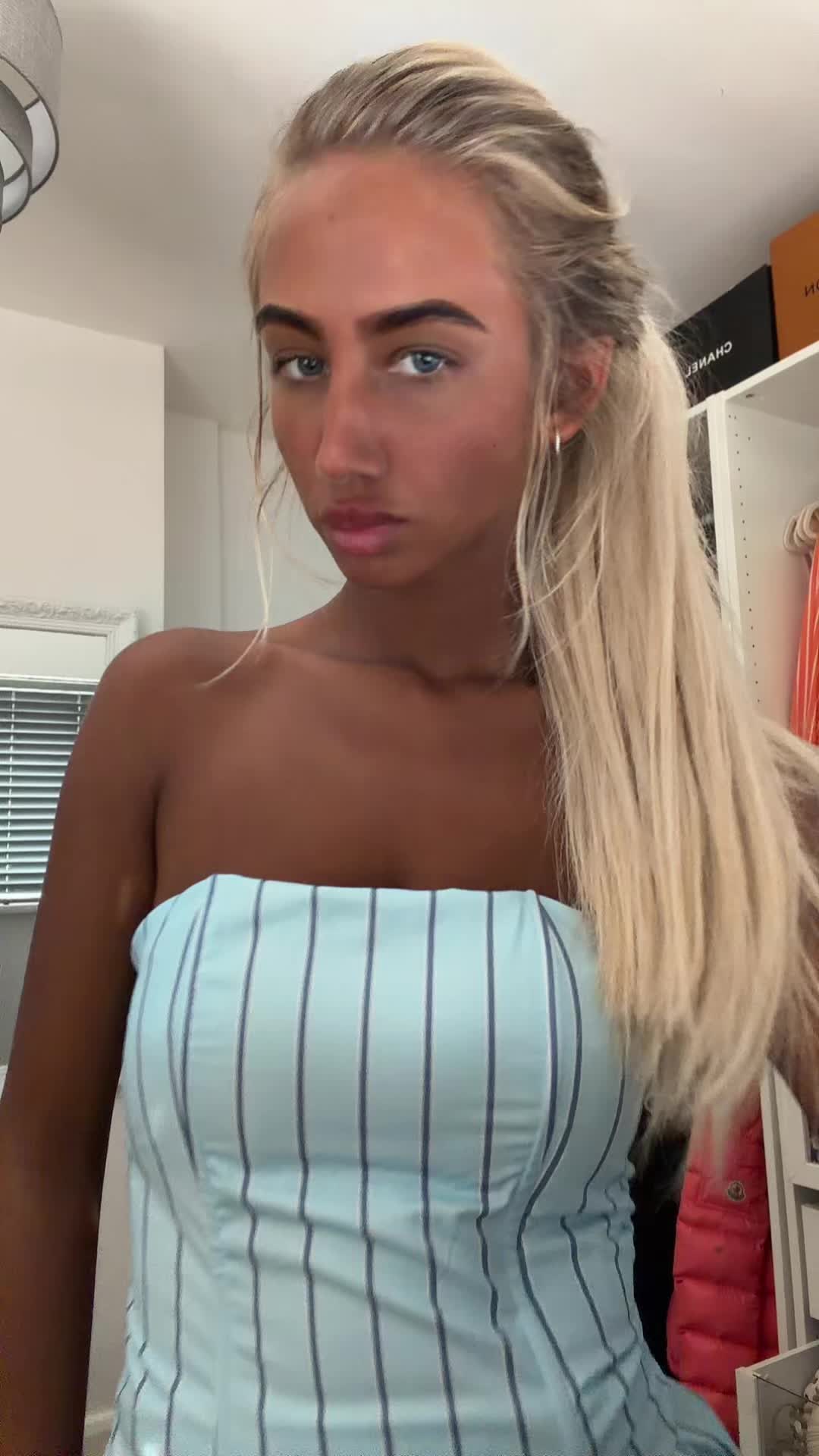 @pxlxaa24_