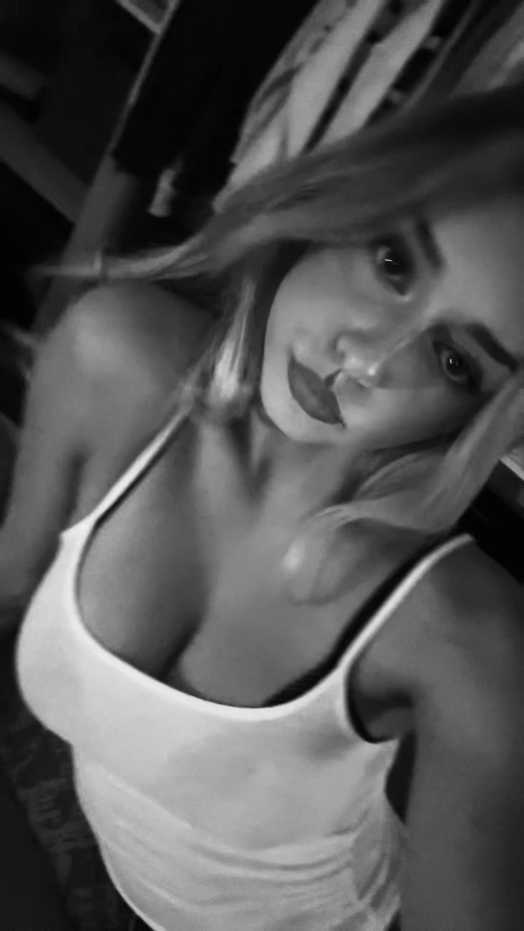 @karolina