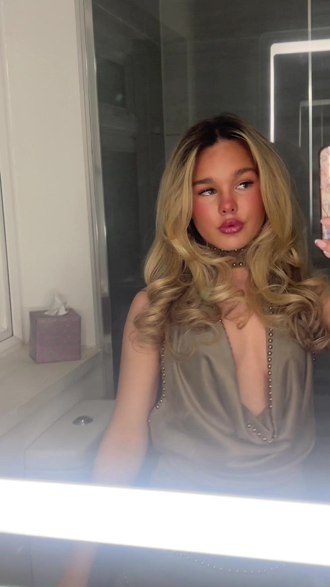 @elzz