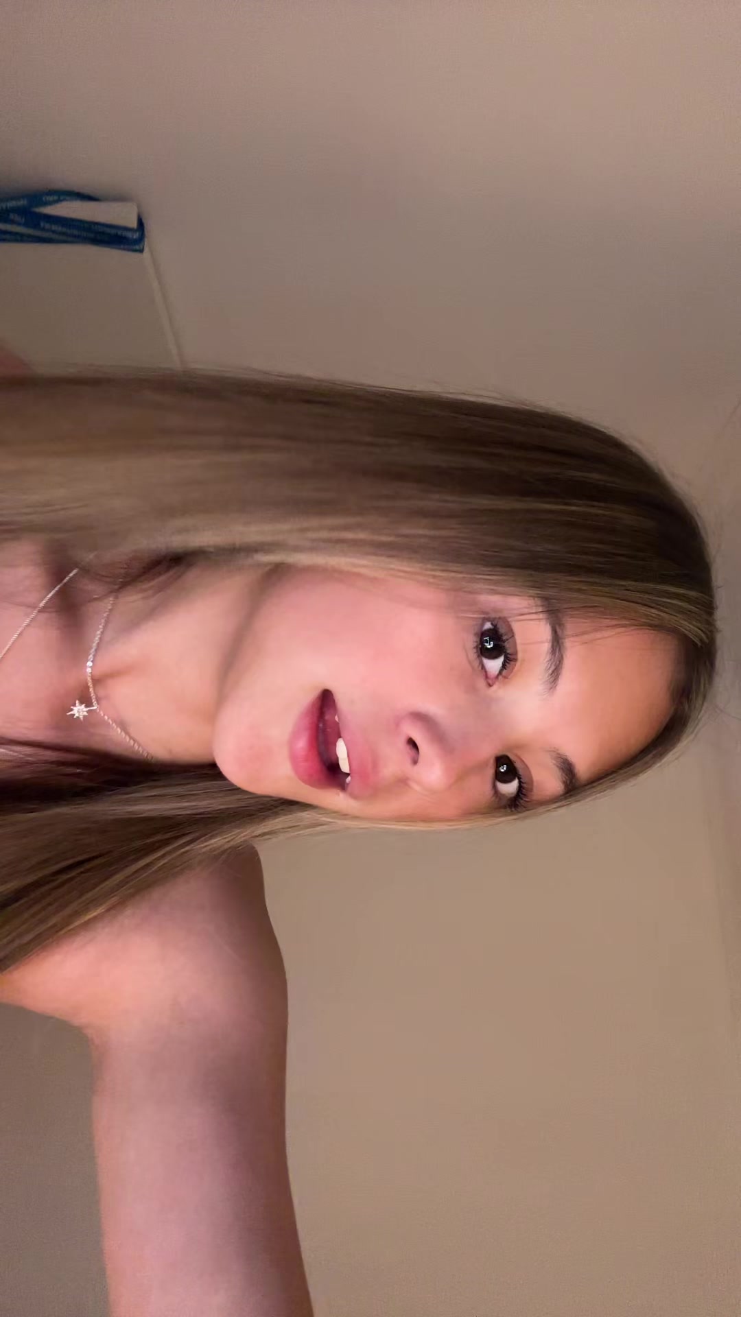 @Lily 🪩🤍💐