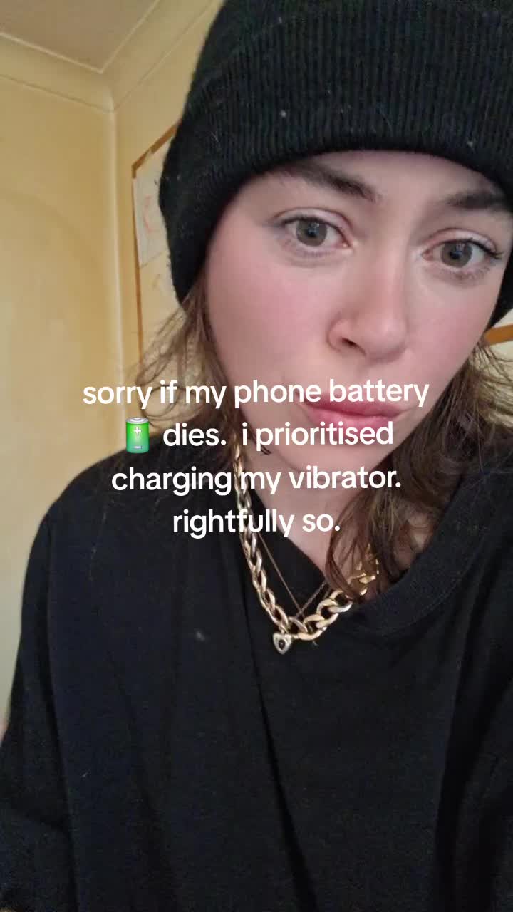 @lollyybmnqh