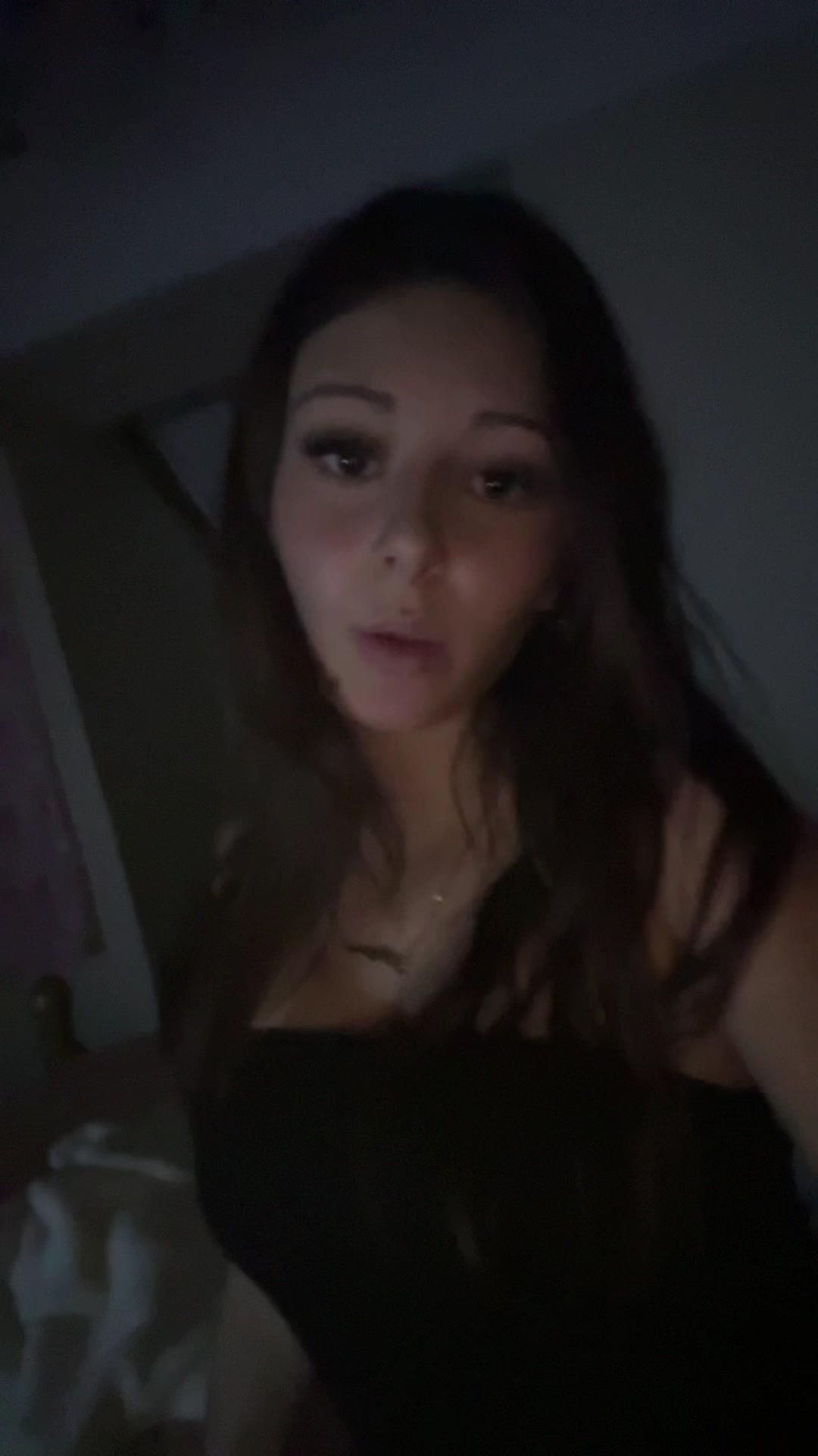 @𝐒𝐤𝐲𝐞 𝐚𝐥𝐛𝐞𝐫𝐭𝐬 👸🏽