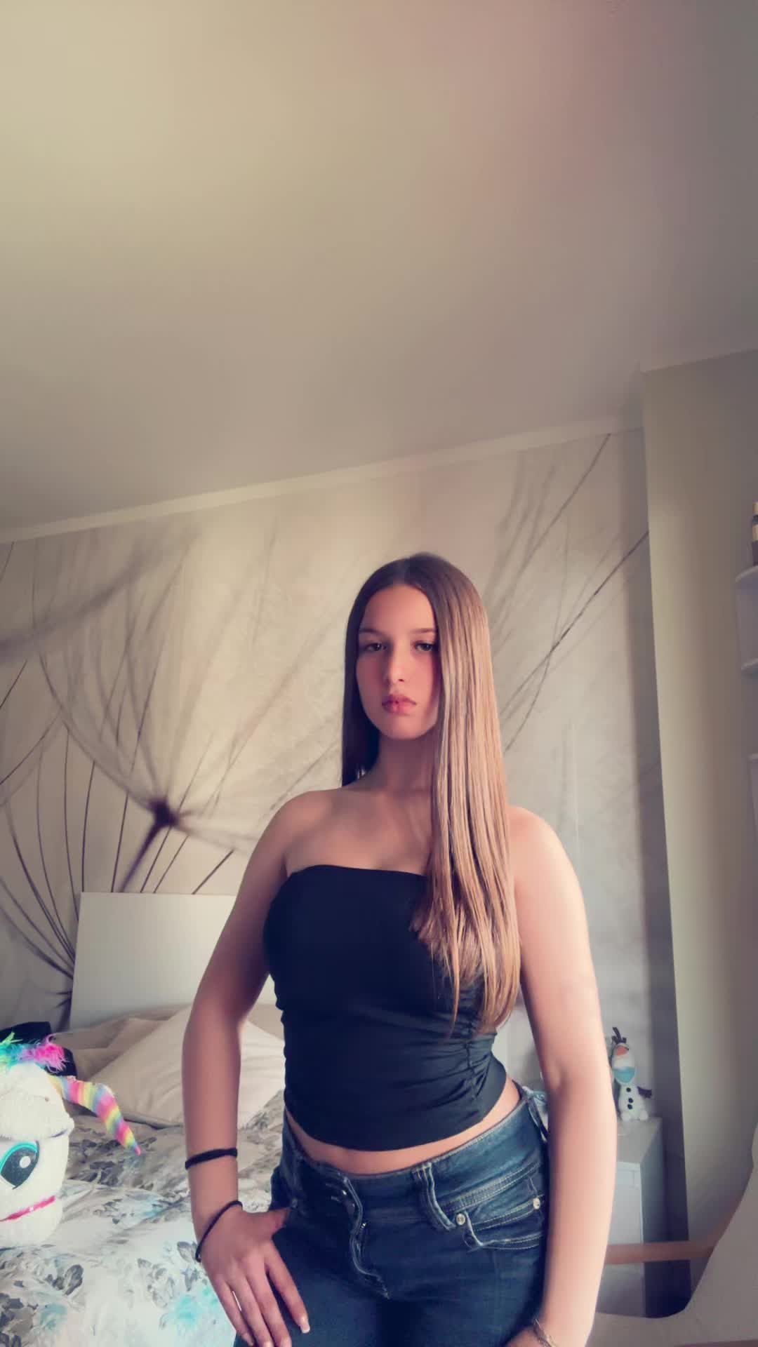 @𝑨𝑹𝑰𝑨𝑵𝑵𝑨