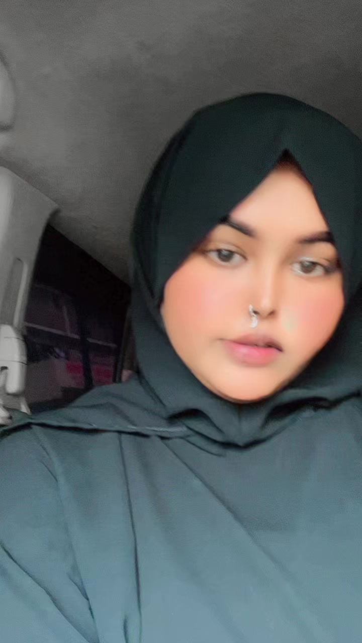 @Queen iftizam 🎀🥀