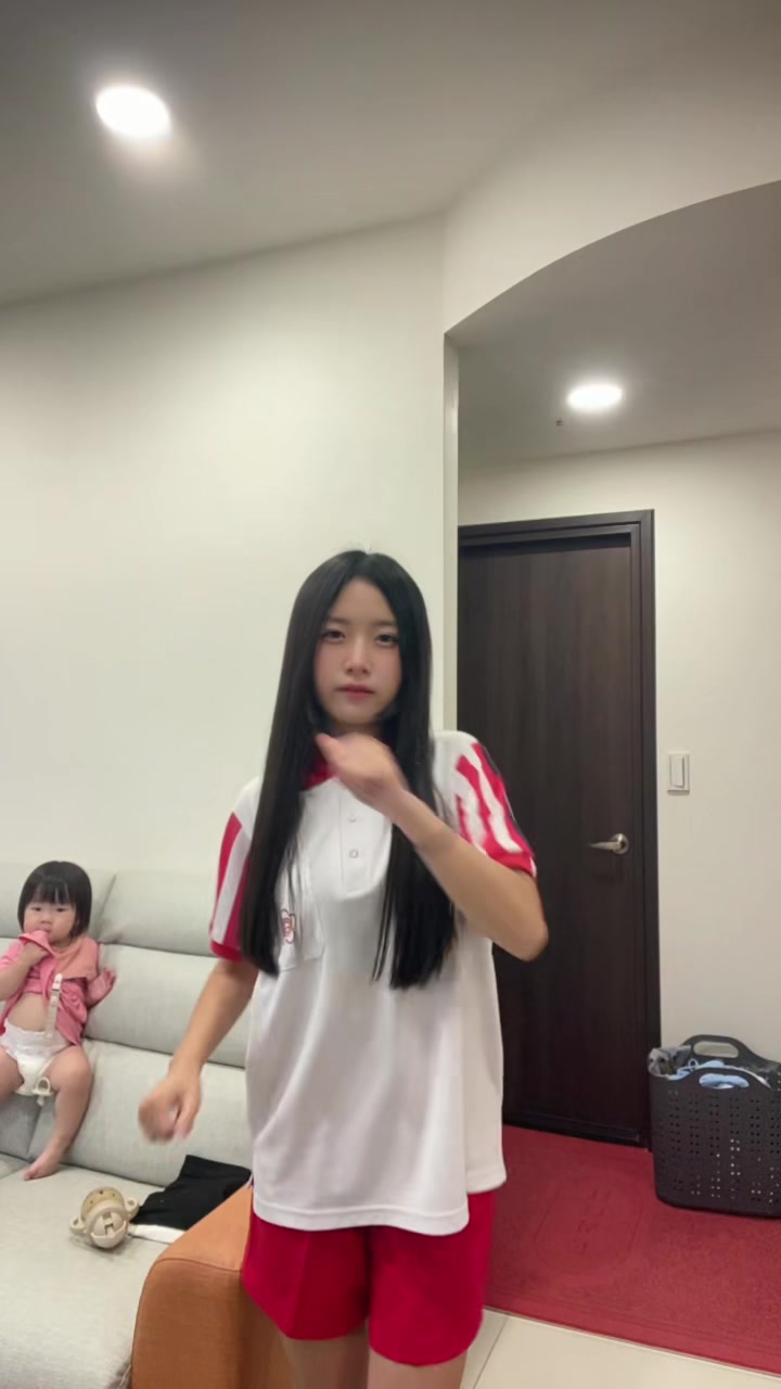 @Clair卉ིྀ