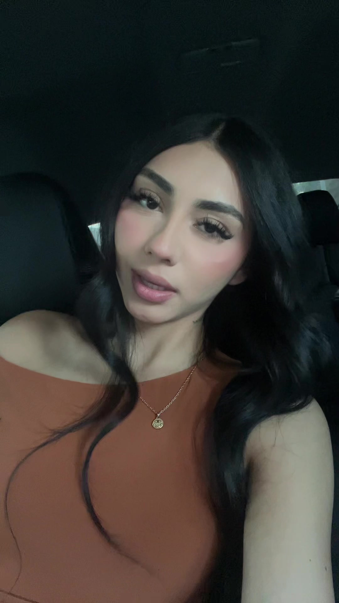 @<3
