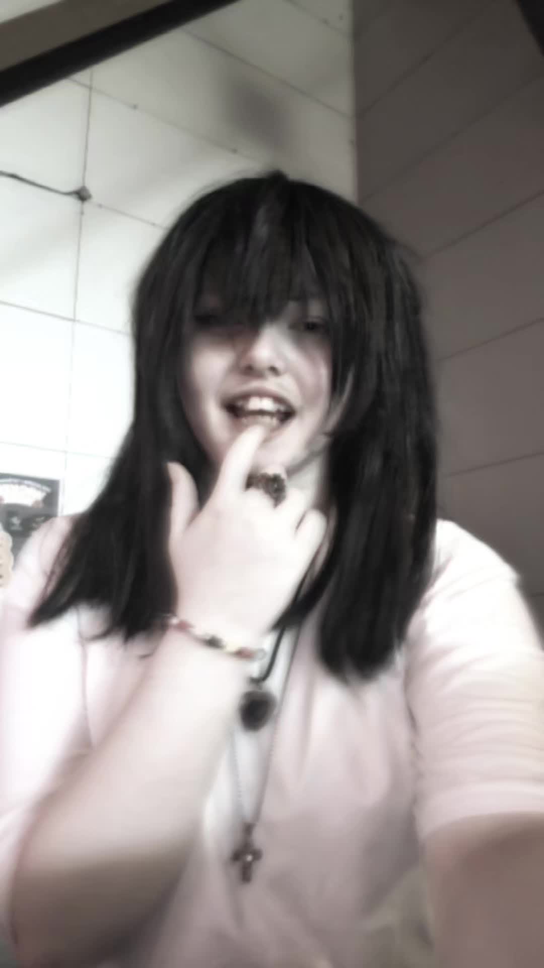 @☆★Ñøłæ★☆