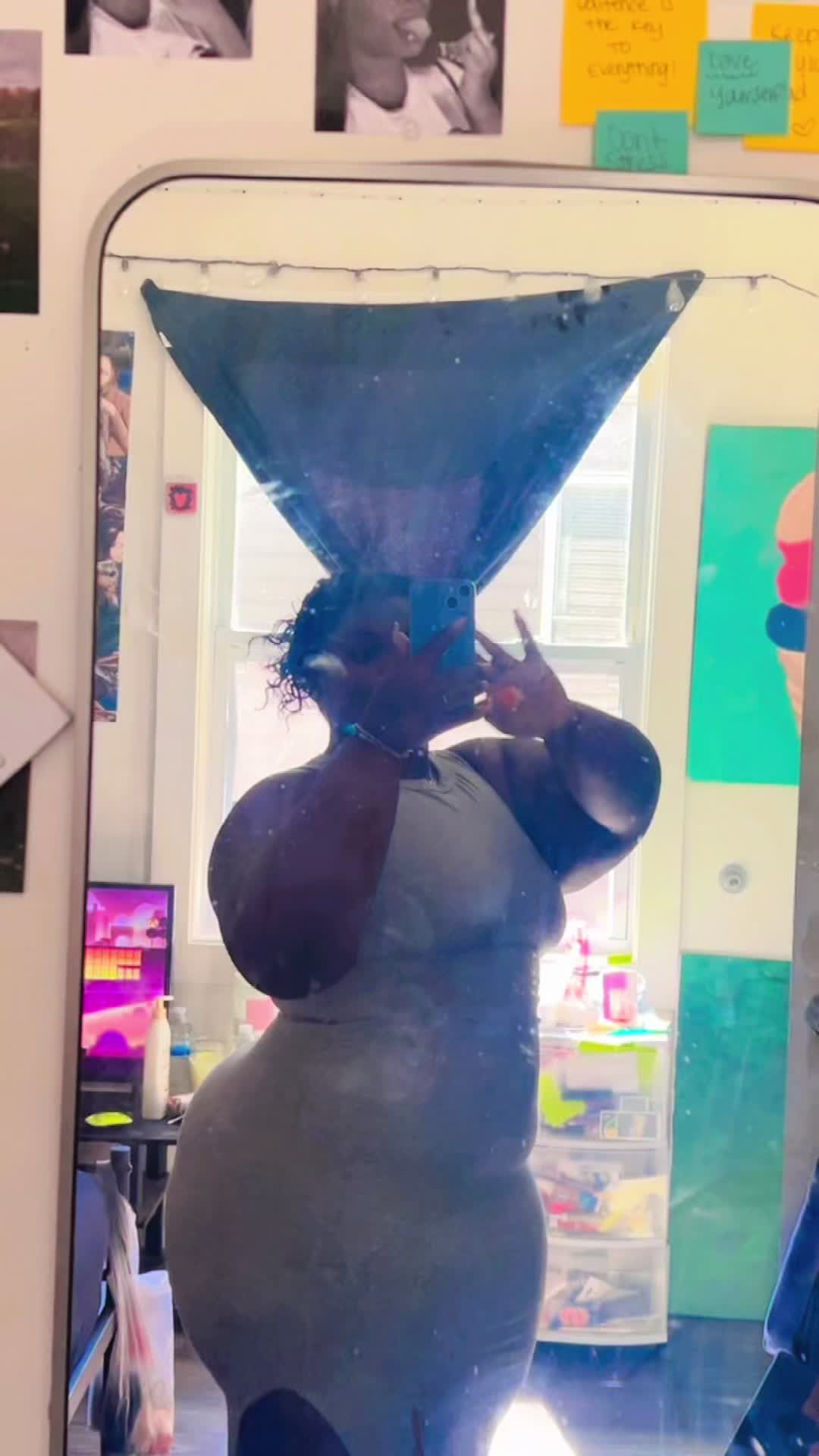 @Lashaa__baby