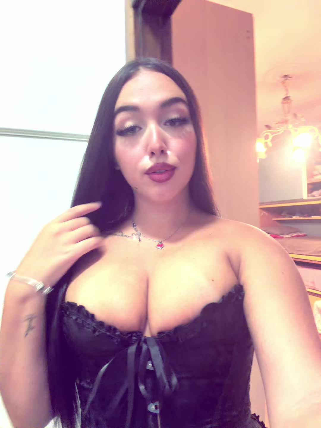 @letiros_