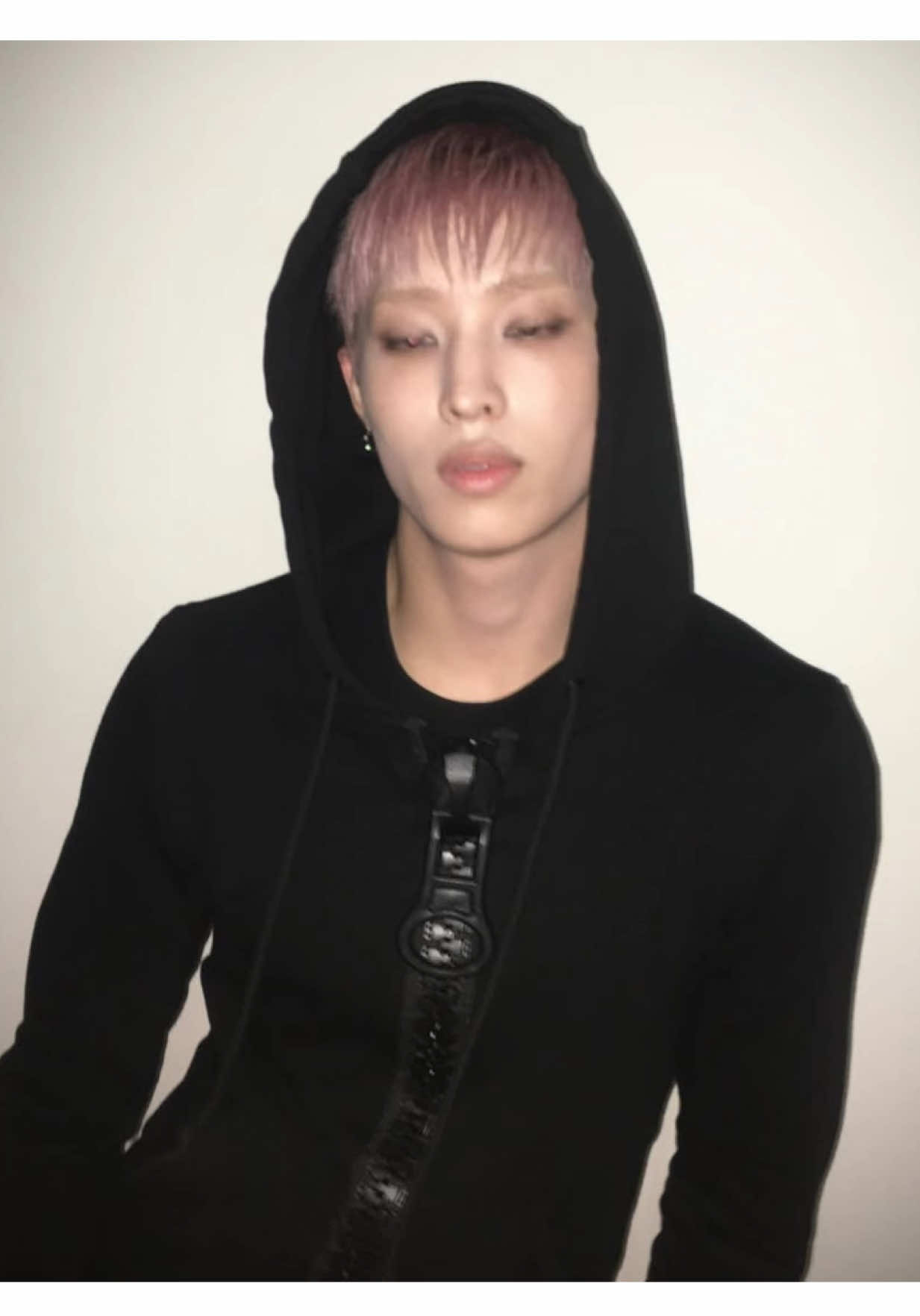 @YJ