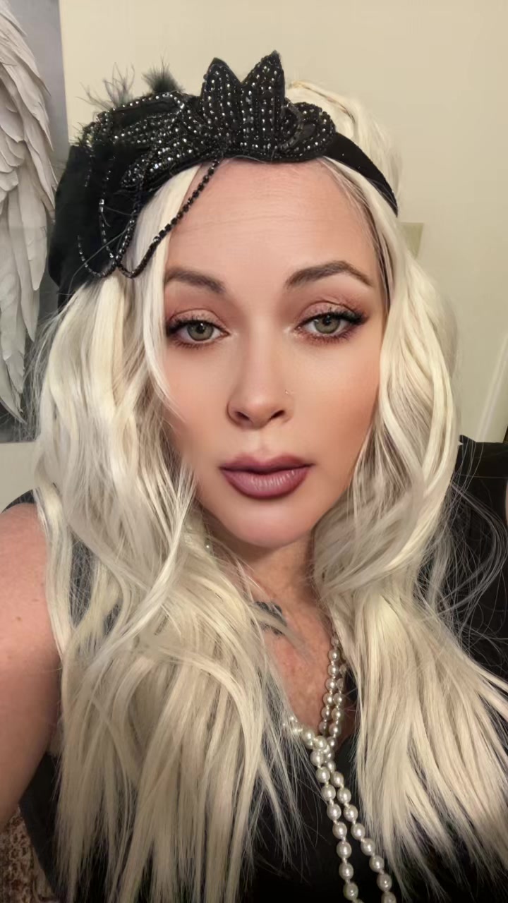 @funloving_blonde