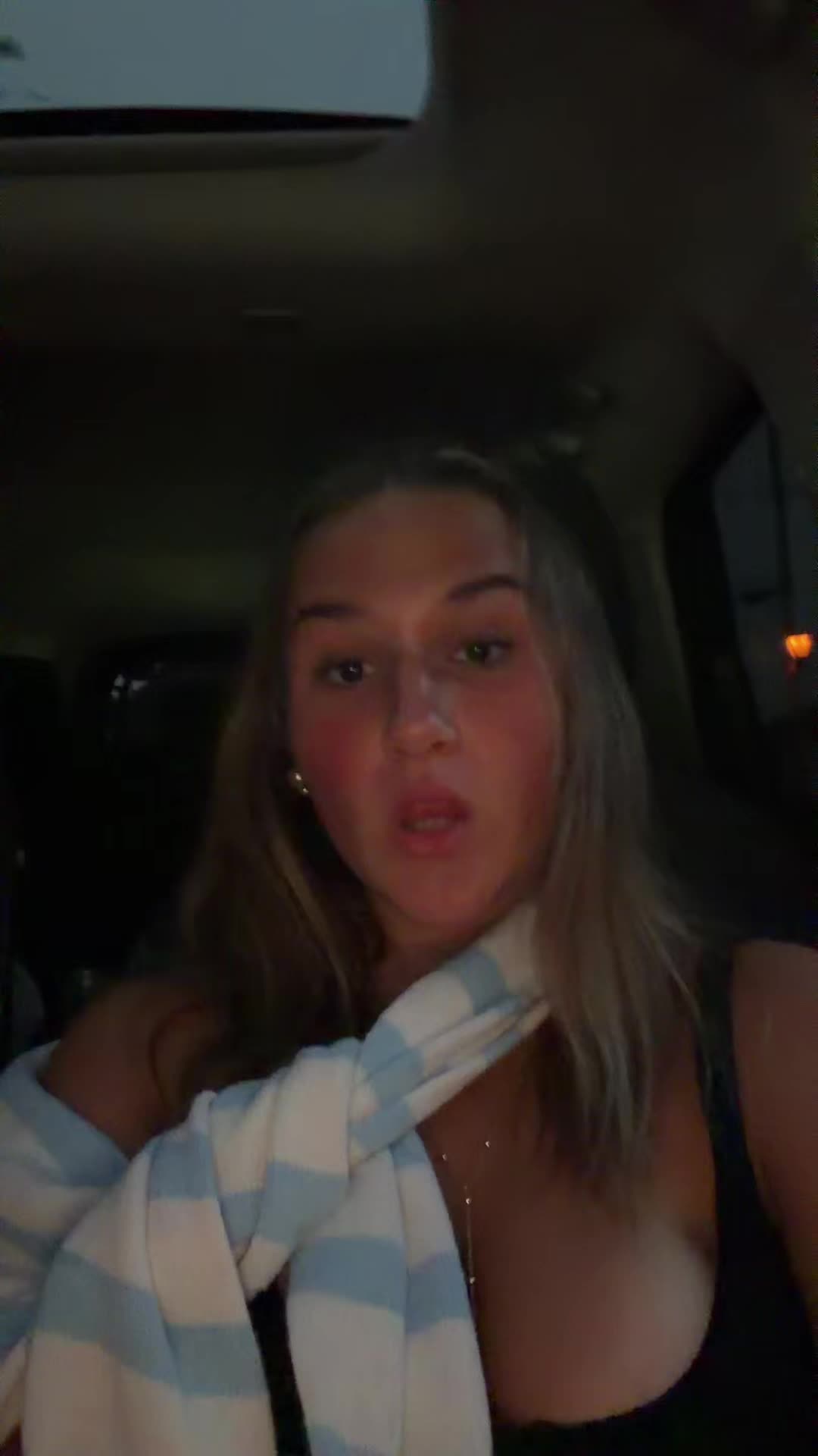 @Ella