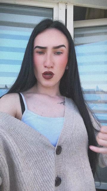 @nessa.shtz