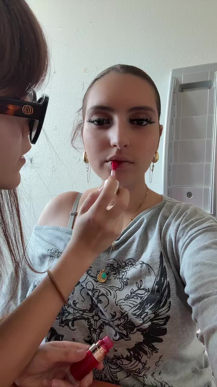@Jos3phine👯&zwj;♀️