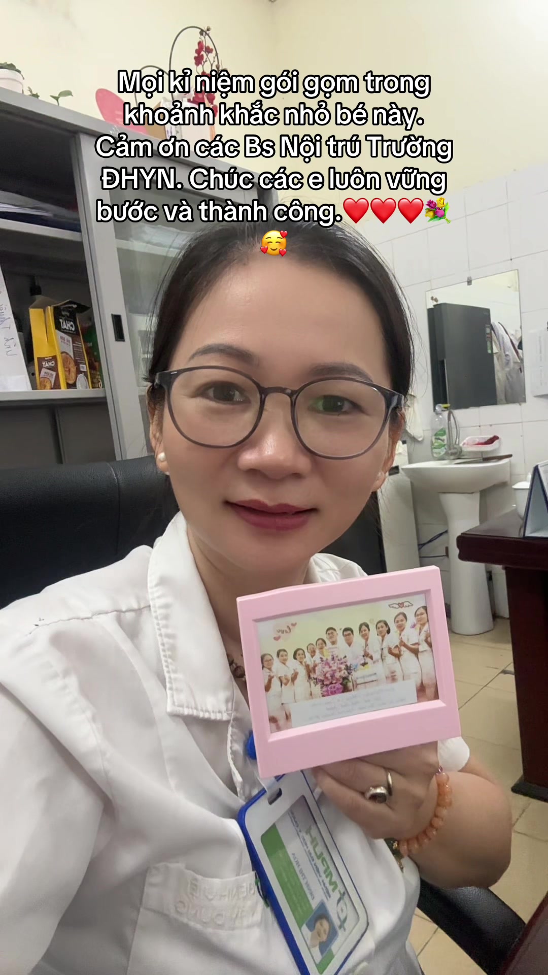 @Hoa sún ( nhí nhố)