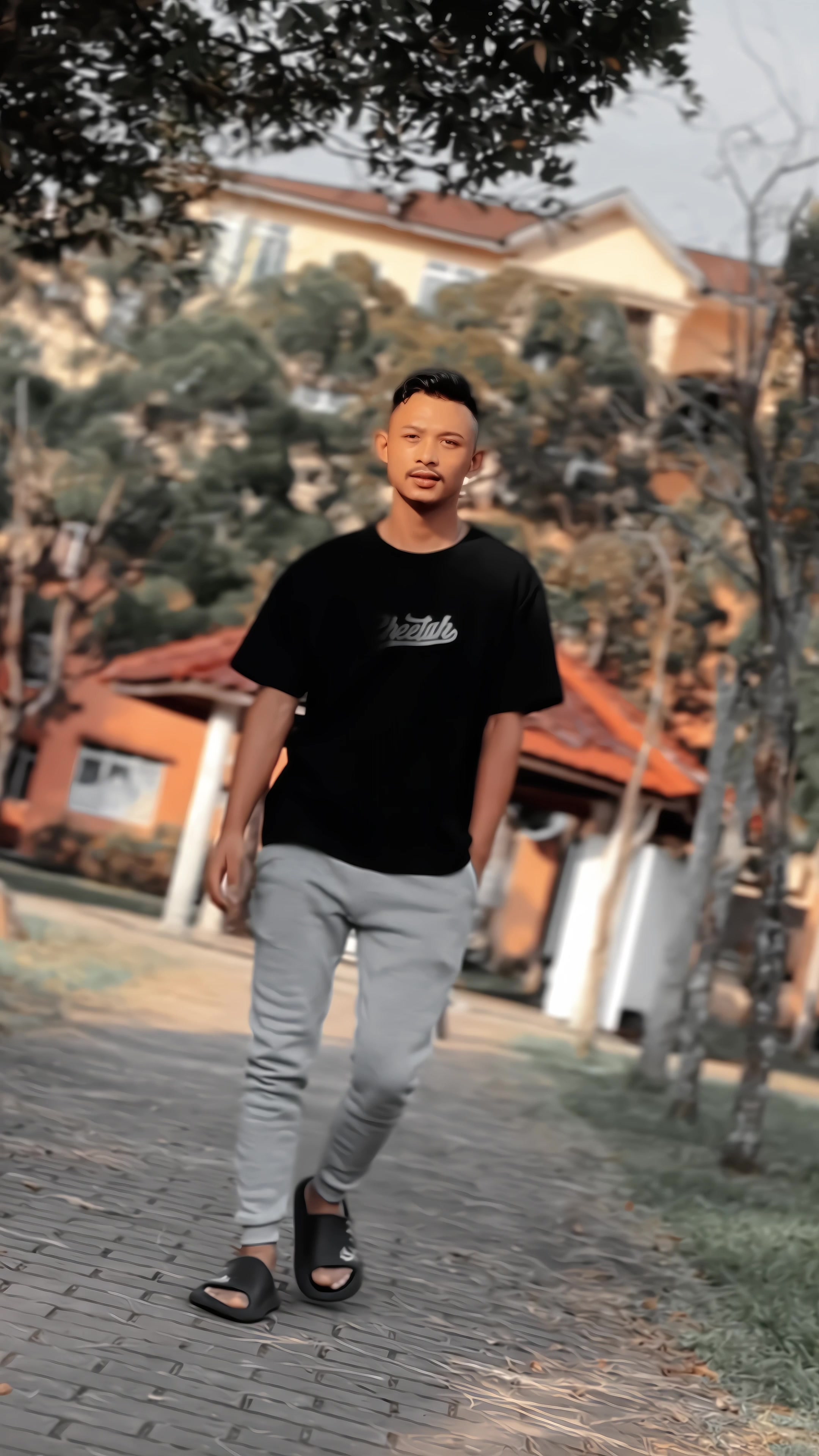 @MR_THAKURI☠️