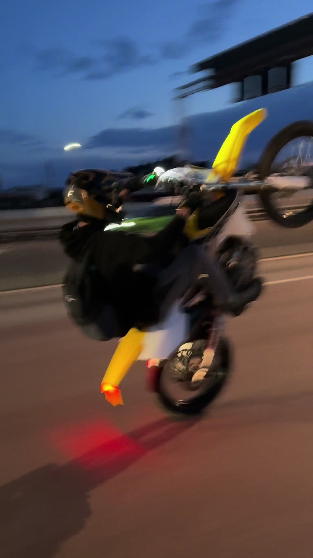 @2StrokeTomo