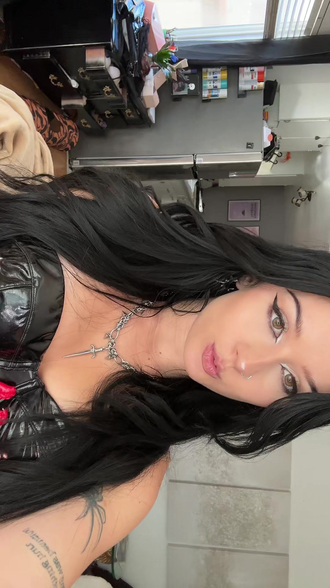 @justcharlyy_