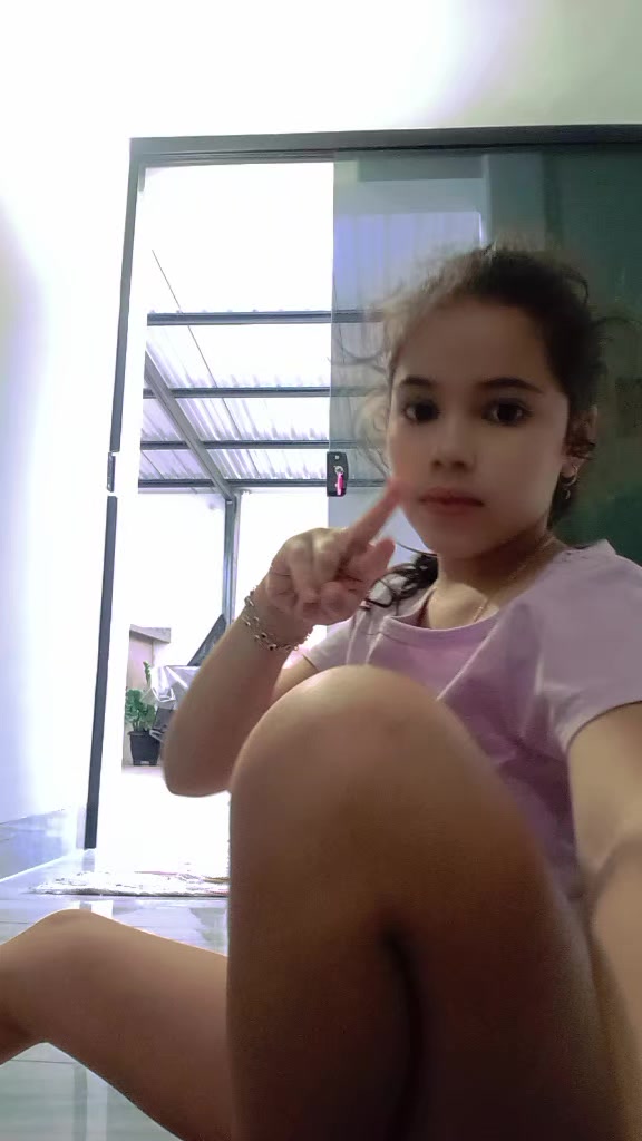 @Valentina Fernandes