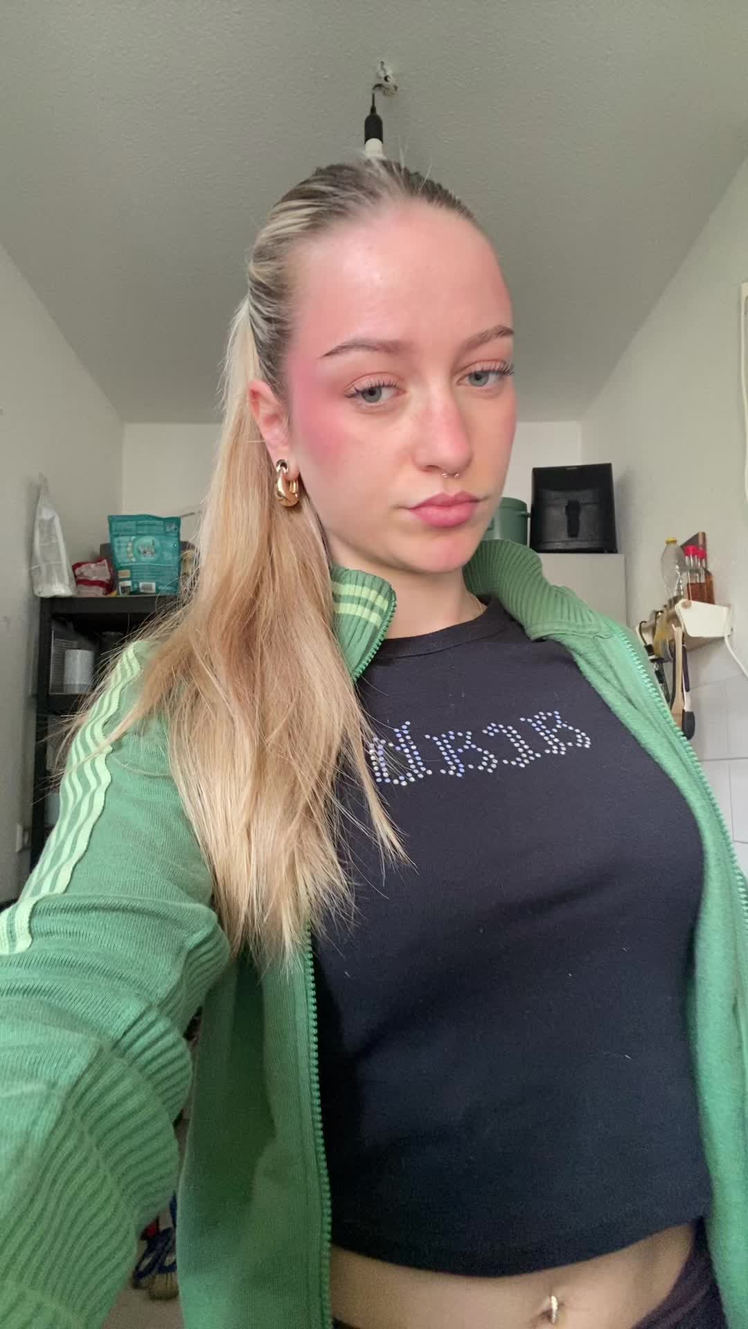 @Esther🧚🏽&zwj;♀️