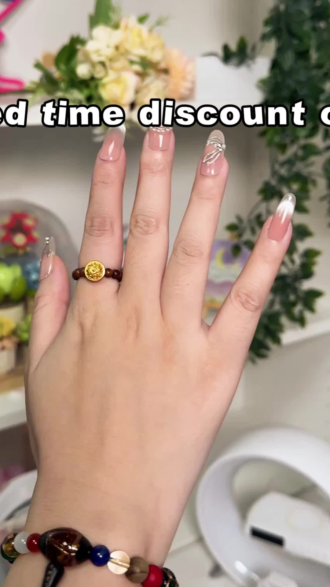@Nada Hanes