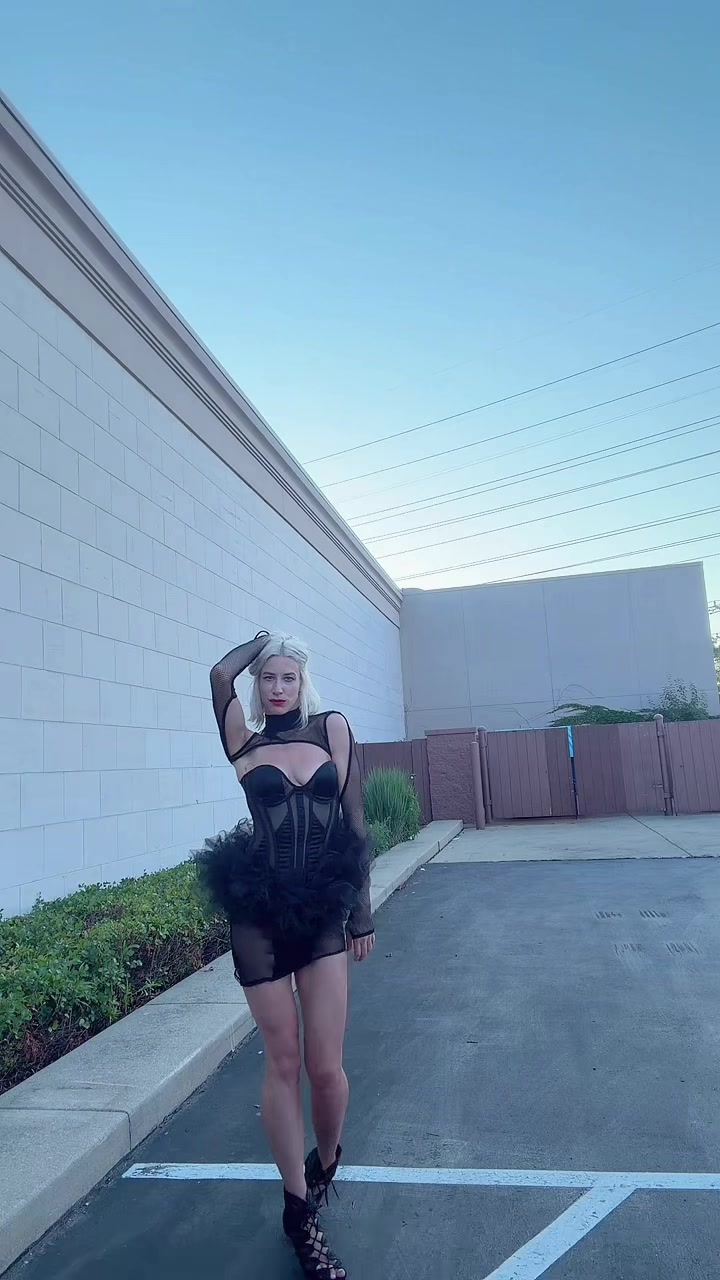 @Felicia Rose