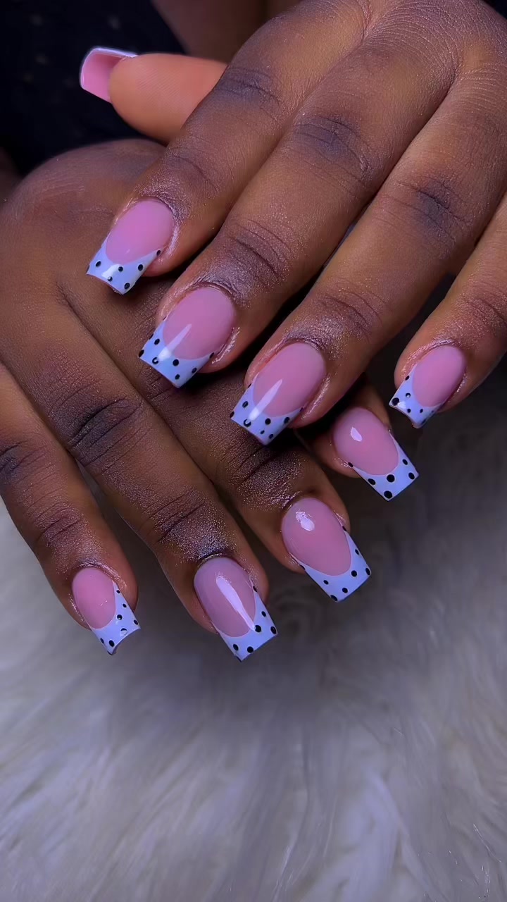 @Juliusnails Kampala ug