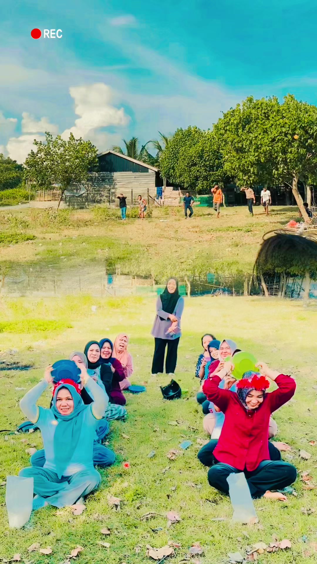 @Emy Mijar