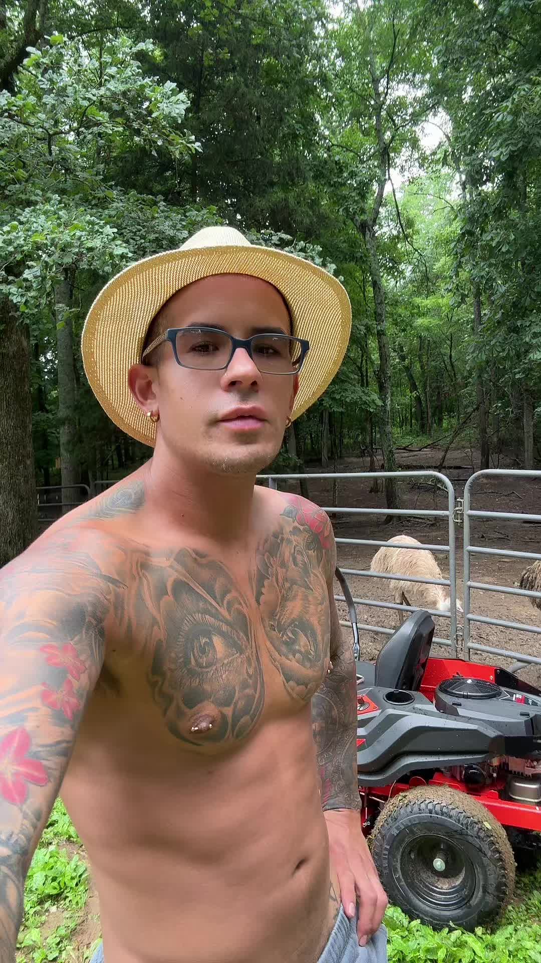 @👨&zwj;🌾Frank Martinez🧑&zwj;🌾🦊🩵💛
