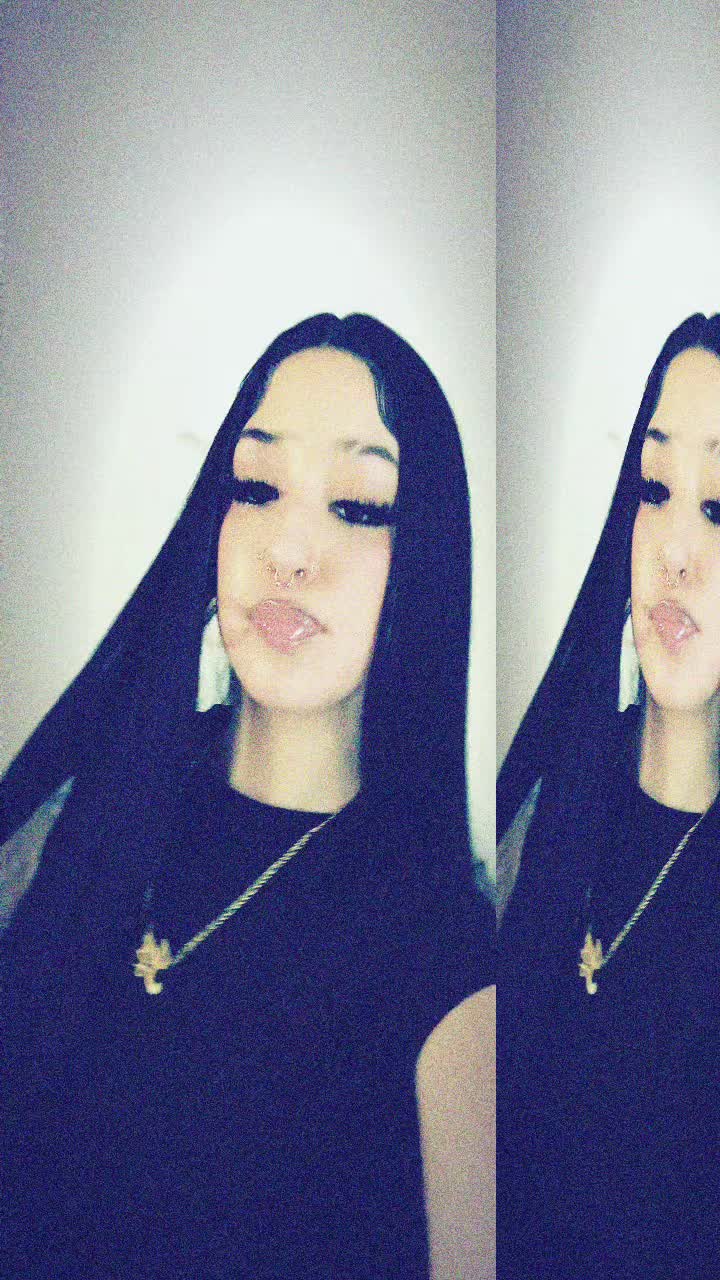 @mariana (: