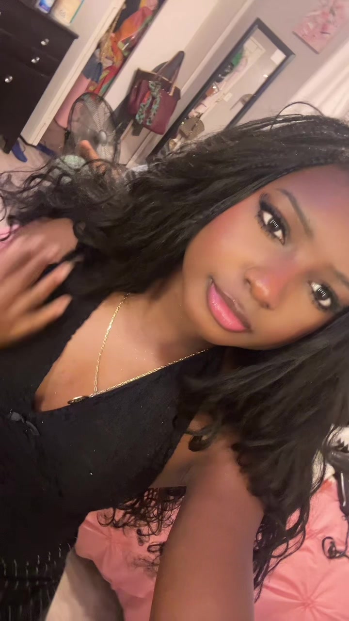 @toskaaaj