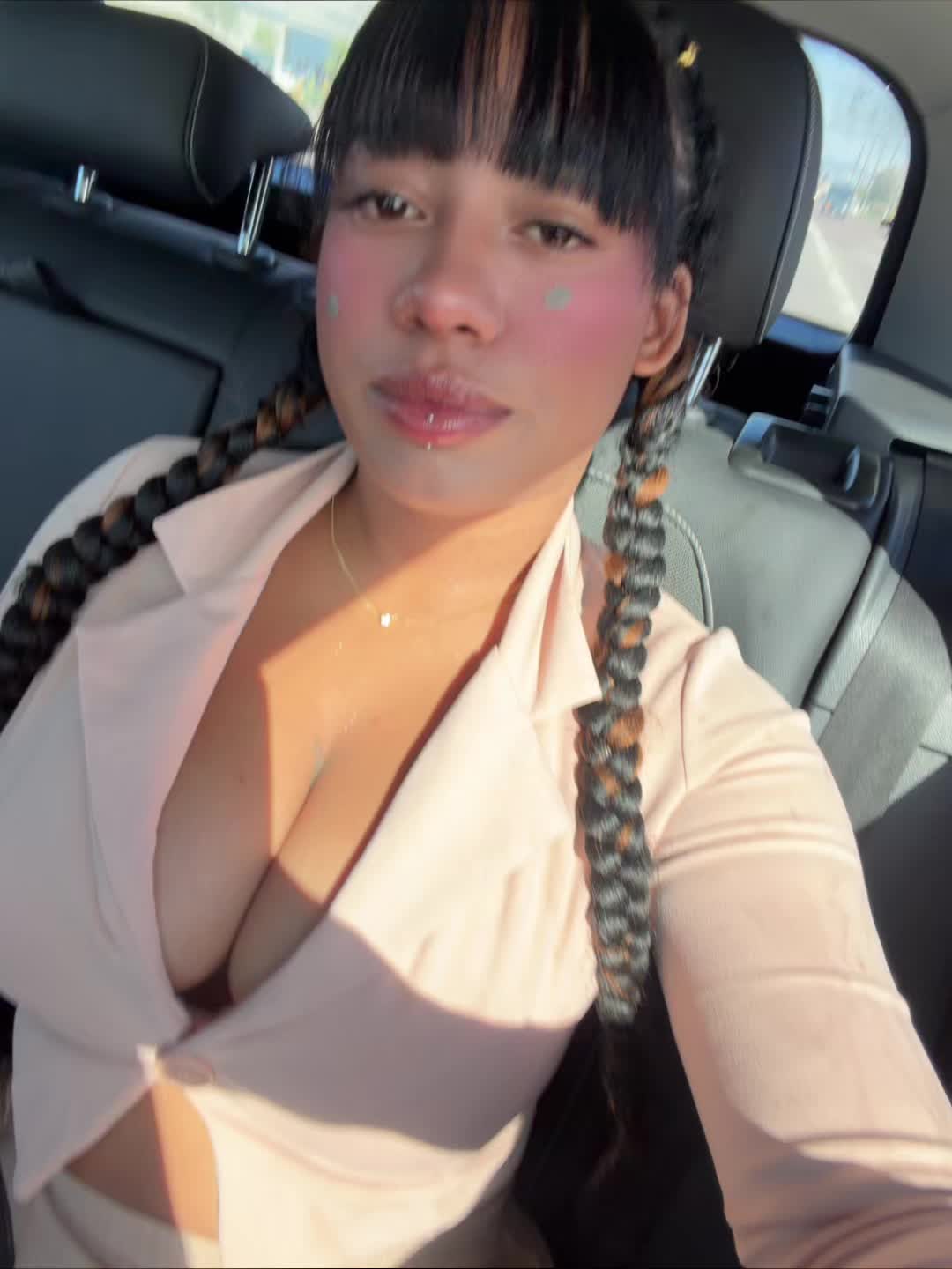 @Yailinbby
