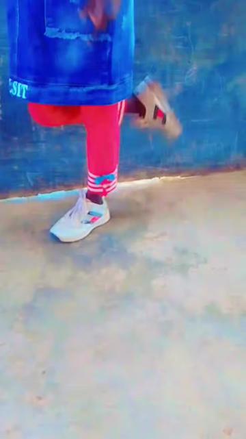 @Zinabou
