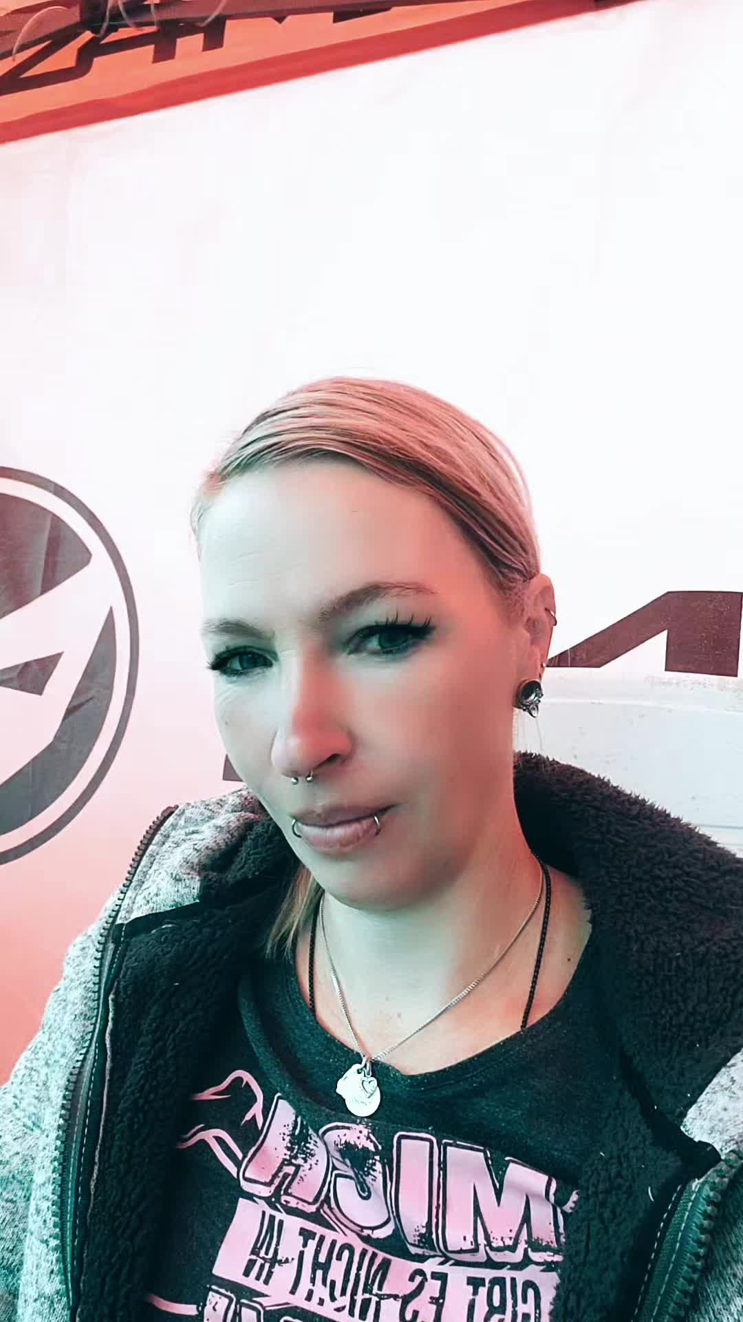 @GhettoBarbie