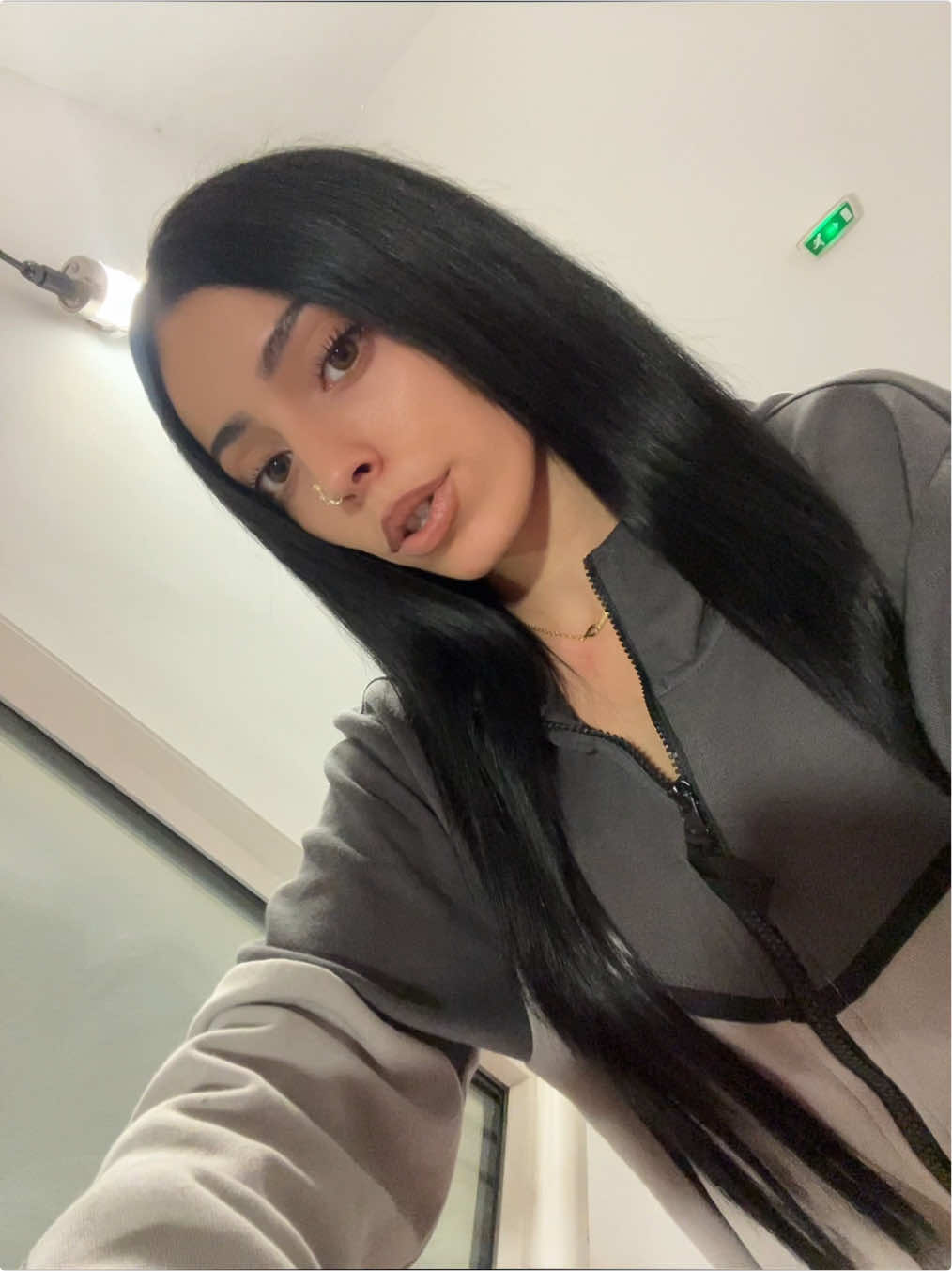 @𝑬𝒍𝒛𝒂 🔫