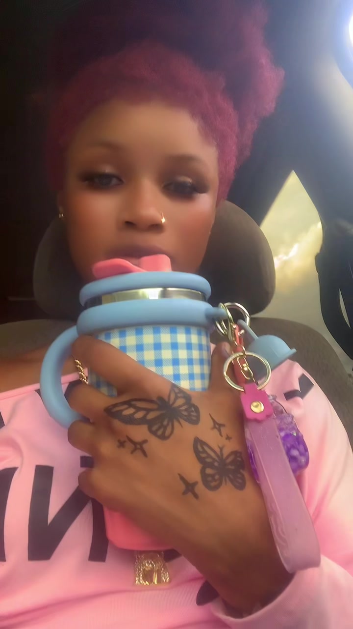 @S🦋a🌹n🥰d🌟r🥰a》€ G😚ld
