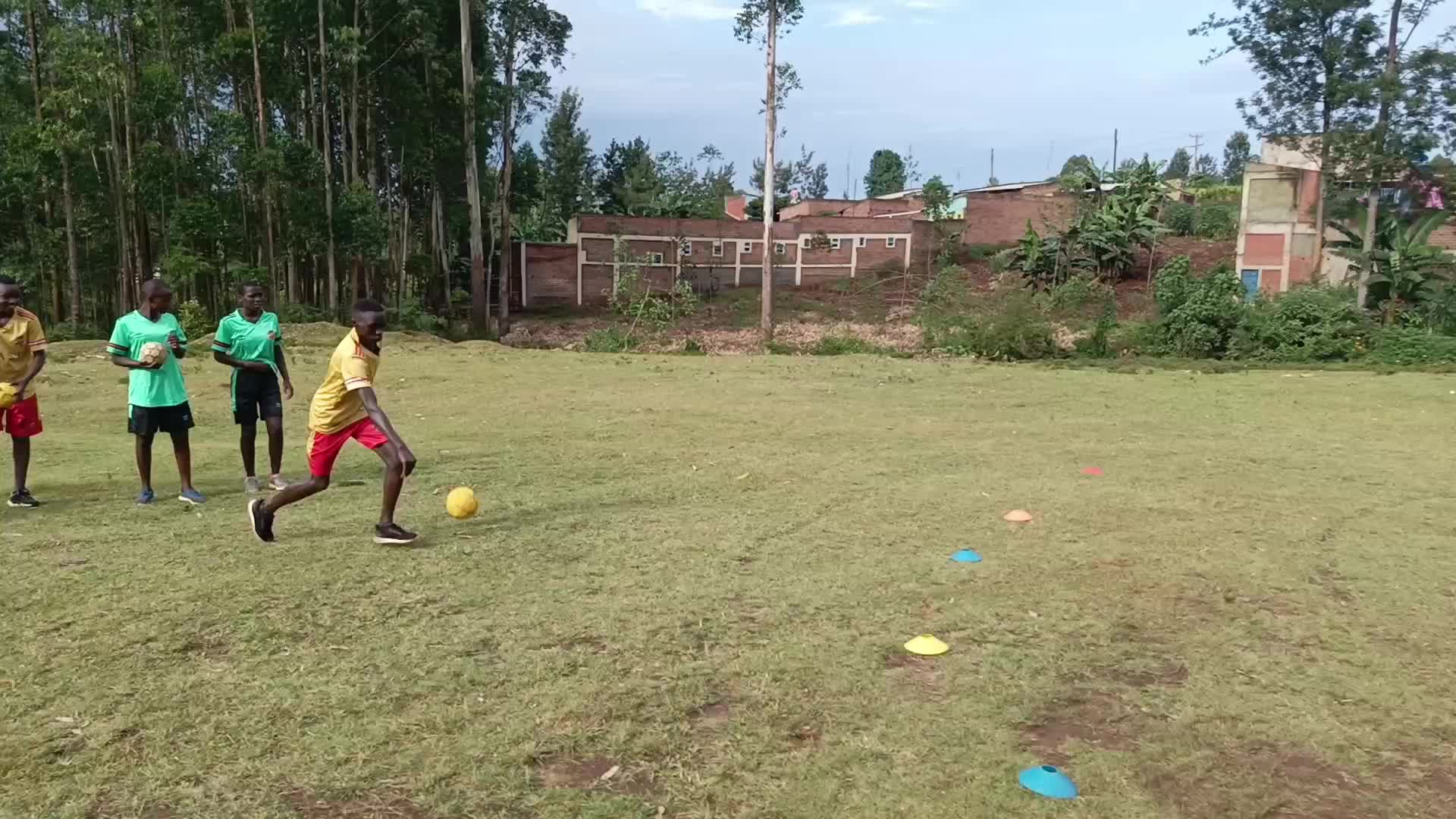 @REALERS HANDBALL CLUB (R.H.C)
