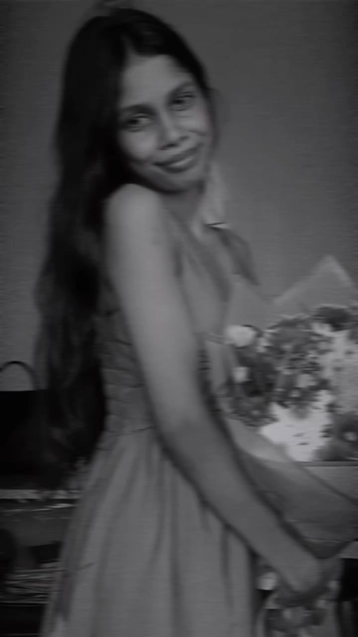 @T_💗<07 : 26