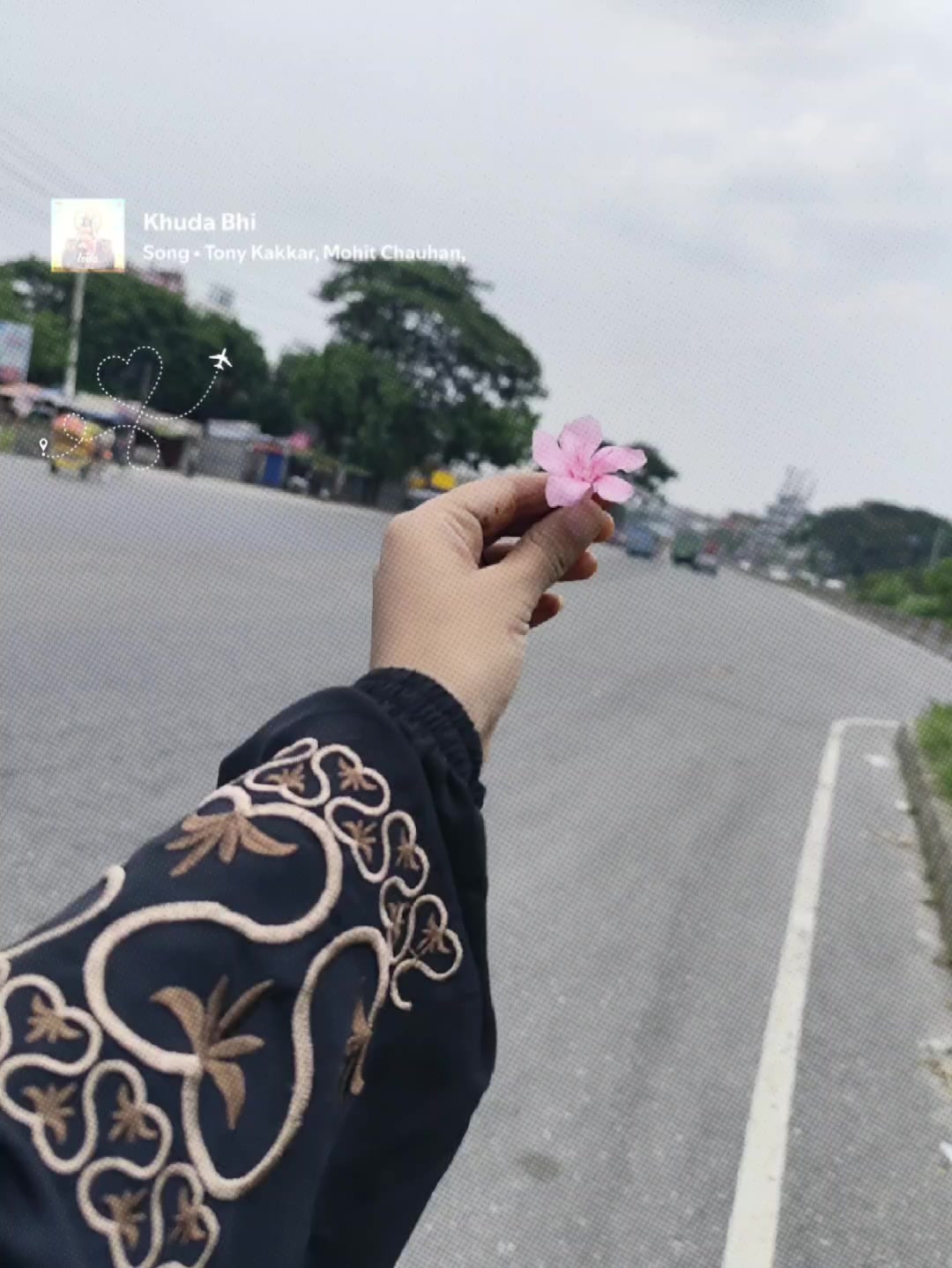 @Bee🐝