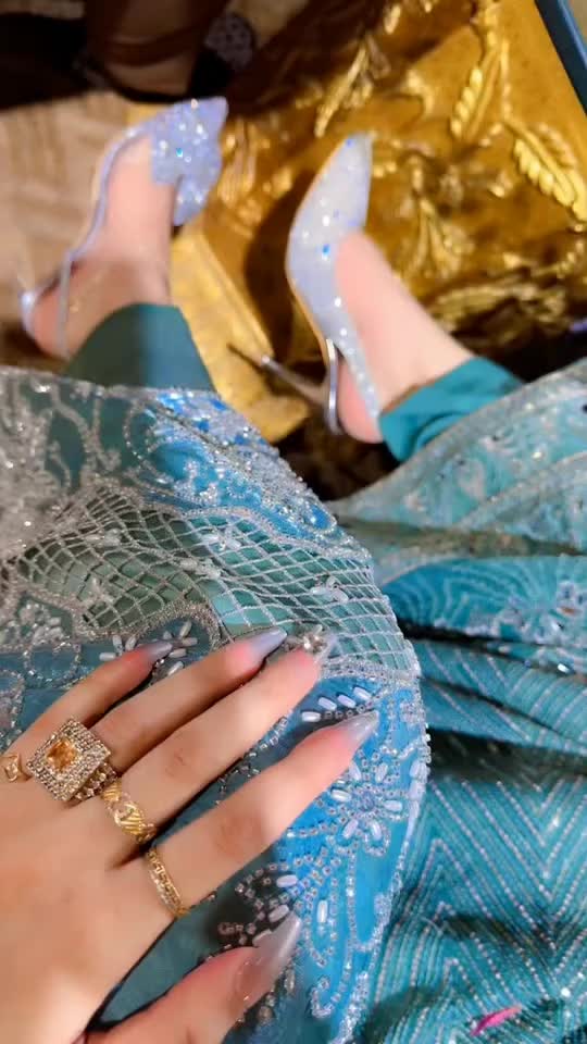 @Zaina khan