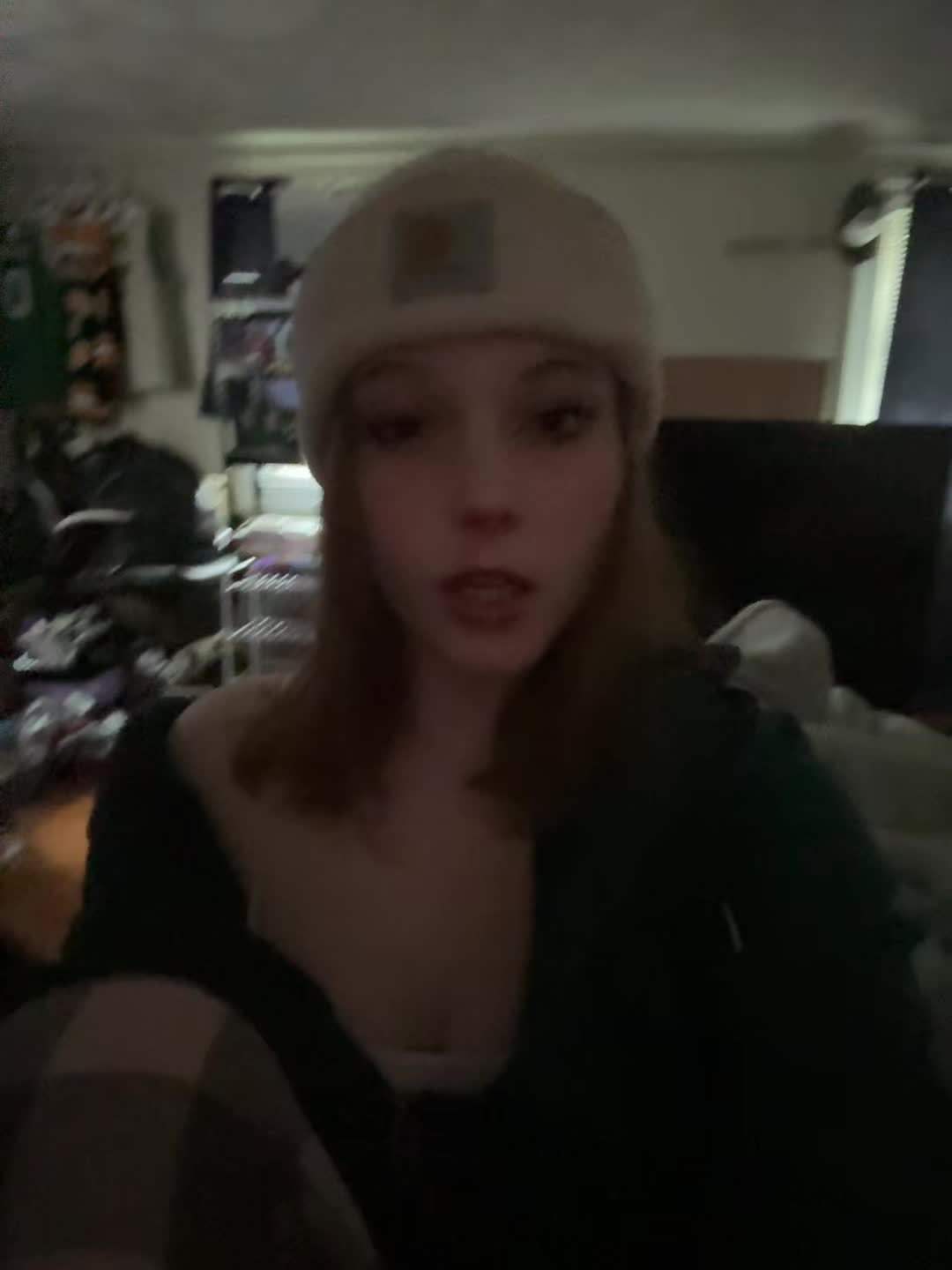 @🤫