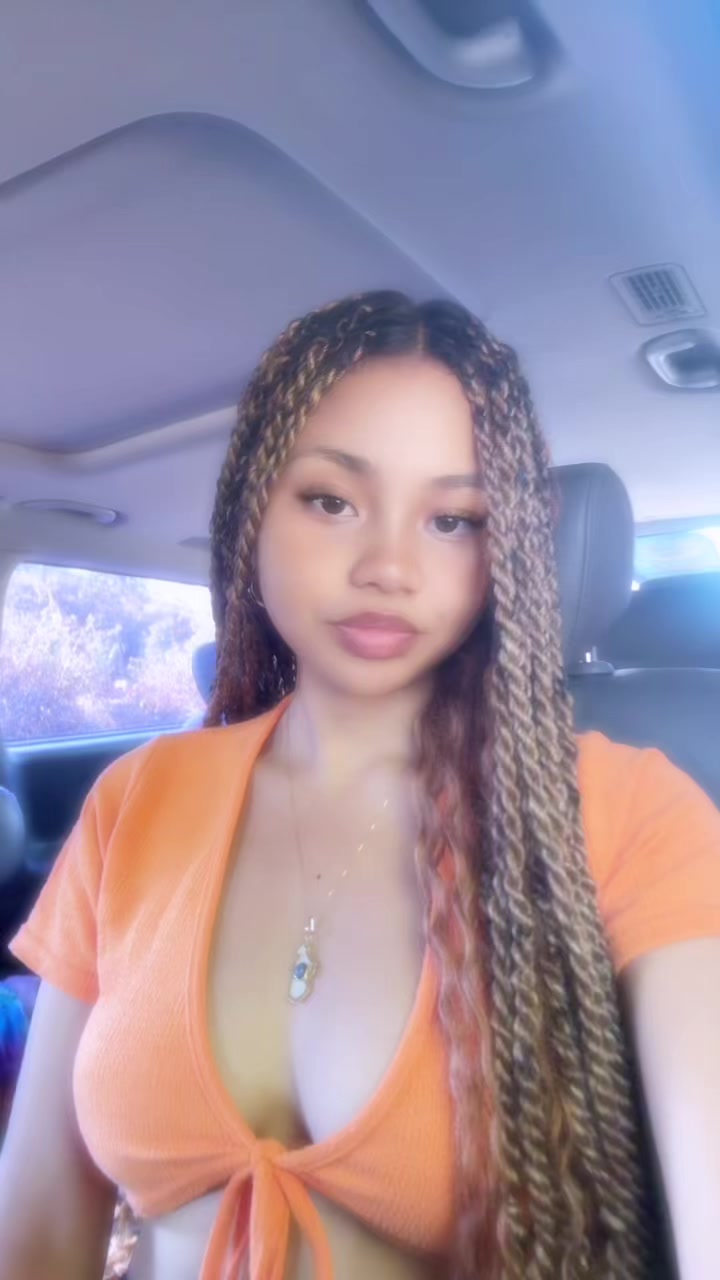 @A&iuml;cha 🌺