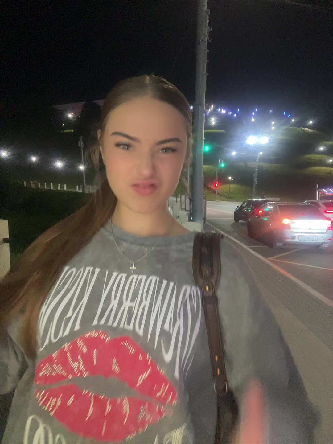 @alyak977