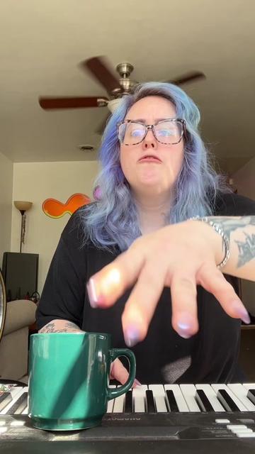 @Tessa420