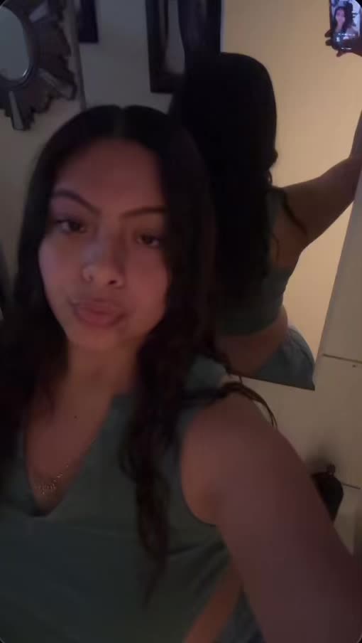@🦋