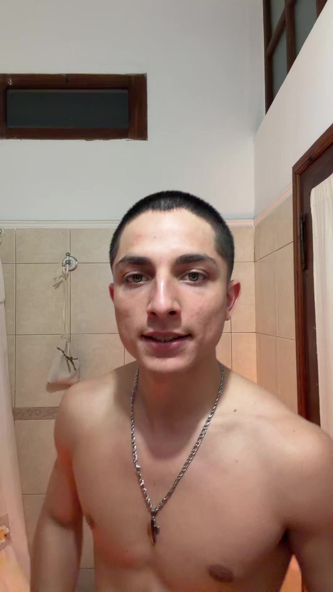 @_agurovira