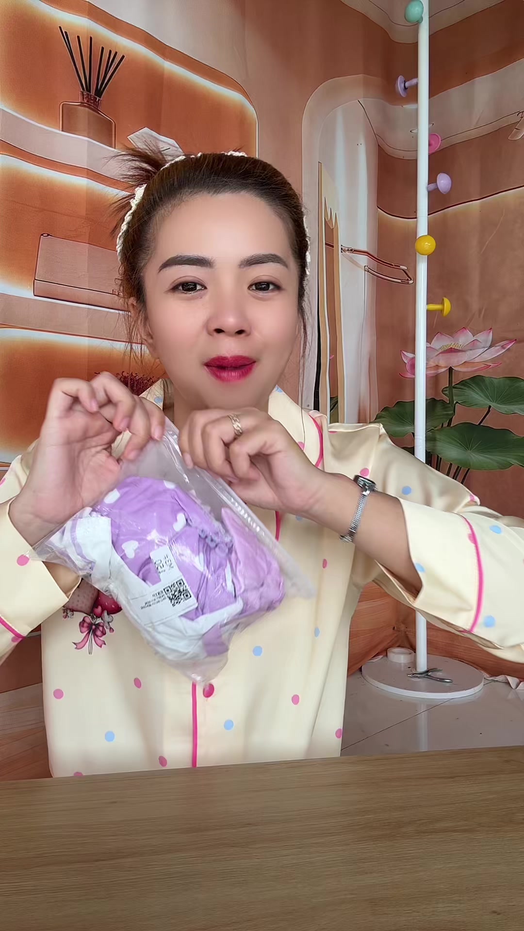@Em Cẩm Nè